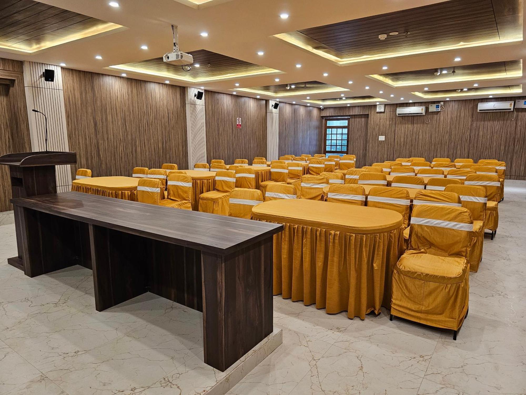 Hotel Starway Balasore Εξωτερικό φωτογραφία